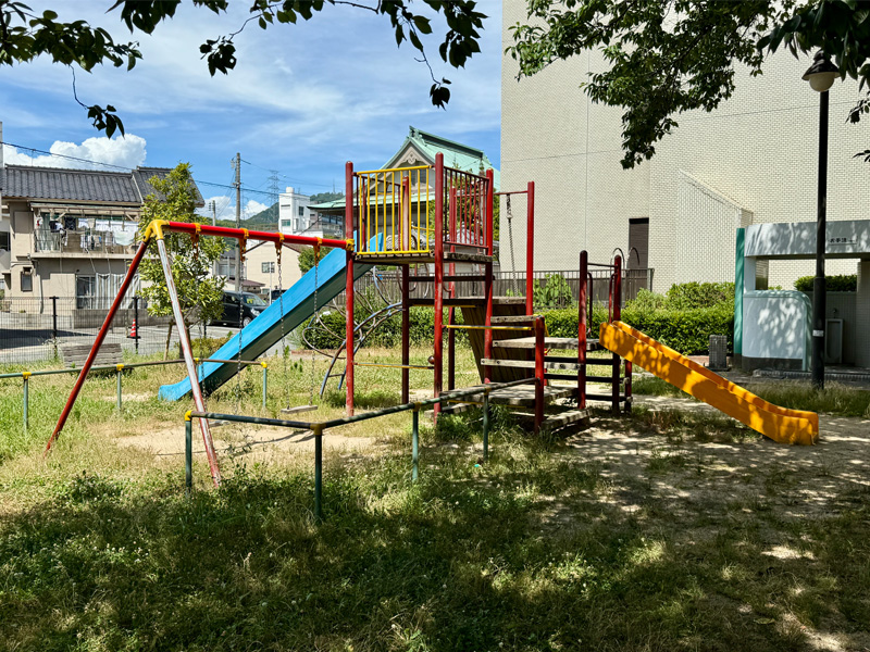 公共施設・住宅・空き地等の雑草